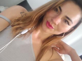 EmelySofia - Live porn & sex cam - 20024690