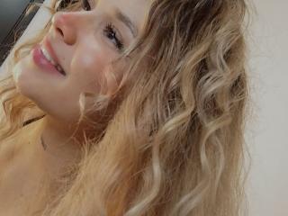 KateZoe - Live porn & sex cam - 20105158