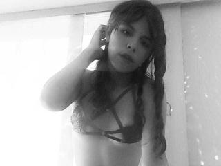 ElaineJones - Sexe cam en vivo - 20219410