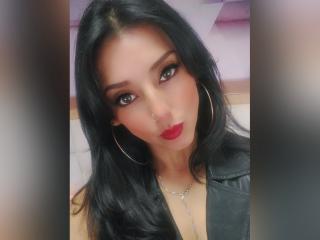 Karoliney - Live porn & sex cam - 20284818