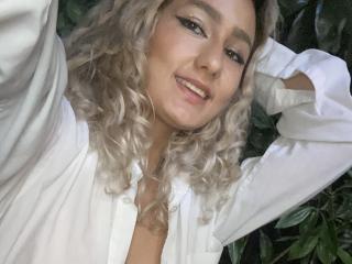 FloraSaenz - Live porn & sex cam - 20533538