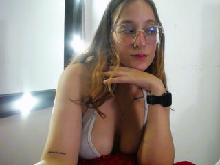 LauraCutee - Live sexe cam - 20646126