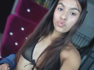 TaylorBett - Live sex cam - 20685154