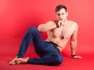 TrentMacho - Live sex cam - 2187885