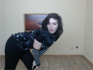 Karoly - Live Sex Cam - 2190602