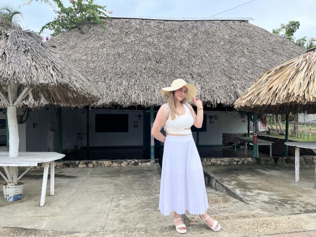 AtheneaRossi - Live Sex Cam - 22834597