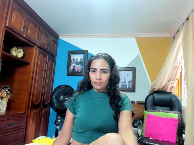 AfroditaHan - Live sex cam - 22890617