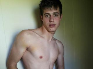 MiguelDiamonds - Live porn & sex cam - 2341131