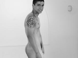 LatinDavid69 - Live sexe cam - 2361665