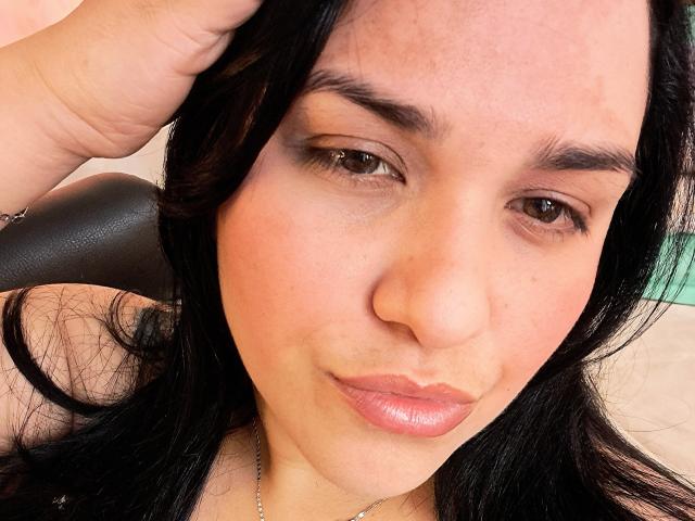 VivianaThomson - Live sex cam - 23886229