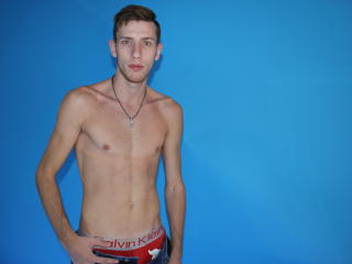 HornyWhiteBoy69 - Live sex cam - 2408088