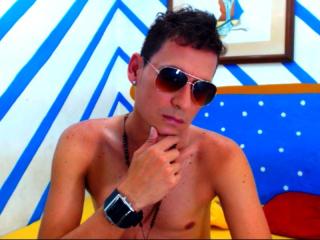 MenHotGayLatyn - Live porn & sex cam - 2427201