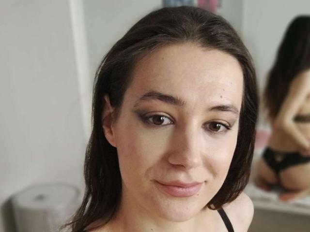 JuliaHuntis - Live sex cam - 24354513
