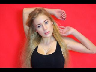 MeggiCute - Live sex cam - 2439709