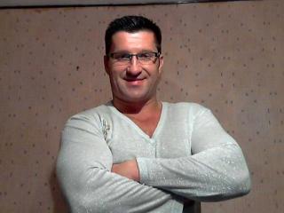 MuscleBigBoyForYou - Live Sex Cam - 2444750