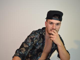 RobbyHard69 - Sexe cam en vivo - 2445555