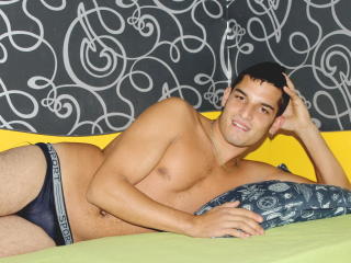 CarlosDavis - Live sex cam - 2464512