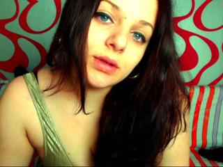 GiuliyeChaude - Live sexe cam - 2476320