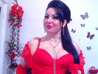 DeliciousMature - Live cam sexy avec une Mature au sexe complètement épilé sur la plateforme Xlove 