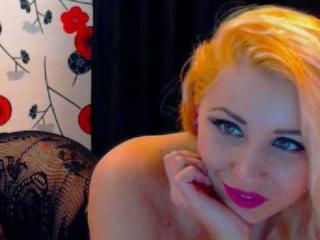 CharmanteSophie - Live sex cam - 2489561