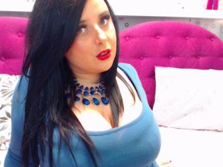 Syannia - Live sex cam - 2516367