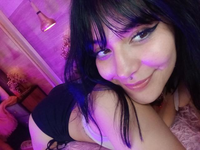 LindaWatsong - Élő pornó és szexkamera - 25646745