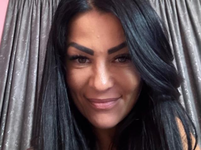 AndraD - Live sex cam - 25796073