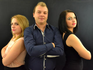 HappyTrio - Sexe cam en vivo - 2582133