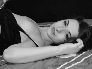 Jozzy - Live Sex Cam - 2585177