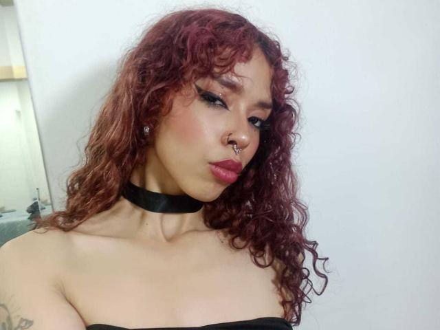 AteneaGrey - Live sex cam - 25877573