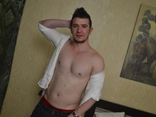 TommyyBoy - Live sex cam - 2592322