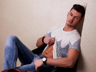 DouglasHot - Live sexe cam - 2597365