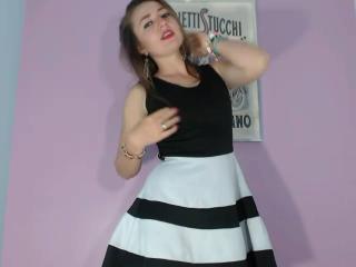 LauraHottX - Live sexe cam - 2611611