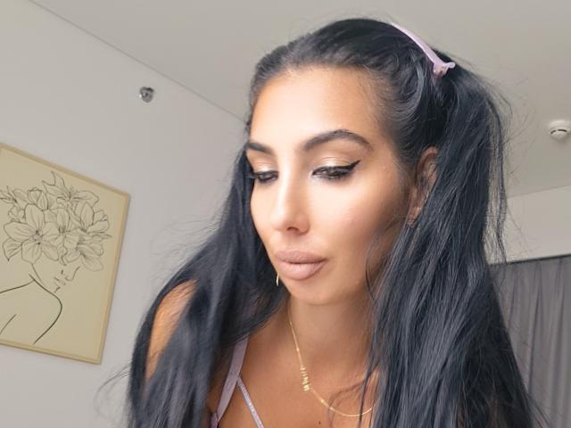 BrunetteBabe69 - Live sex cam - 26262321