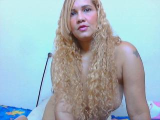 KairaLove - Live sex cam - 2655218