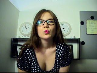 MissElllie - Show hot with this russet hair Girl 
