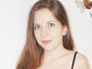 MissElllie - online chat sex with a shaved intimate parts Young lady 