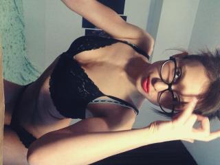 Lenka69 - Live sex cam - 2716246