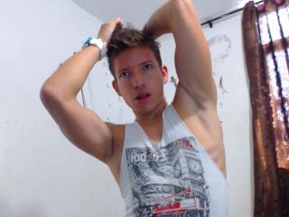 BoyLatinPerv - Live sex cam - 2717402