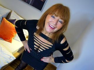 MuttiTerry - Chat xXx with a Lady over 35 with gigantic titties 