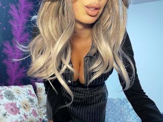 BrunetteBabe69 - Live sex cam - 27790631