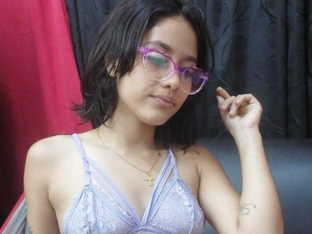 AmazingParty - Live porn &amp; sex cam - 30041171
