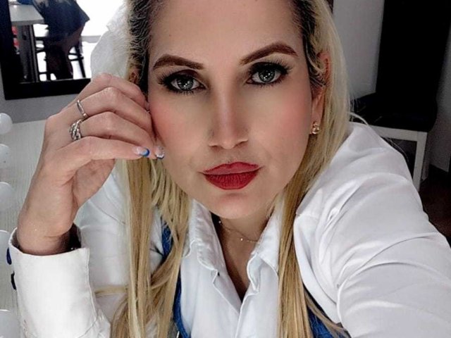 GiuliaAddams - Sexe cam en vivo - 30120266