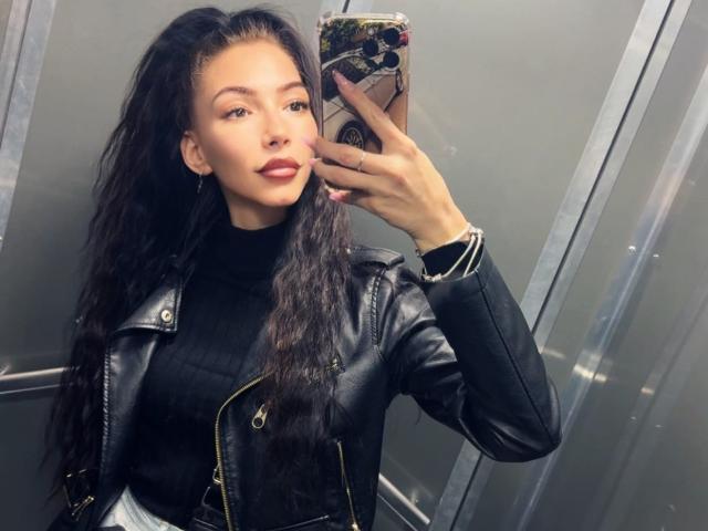 SinReea - Live porn &amp; sex cam - 30161705