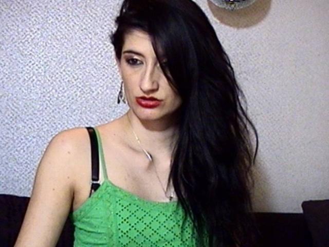 BeatrixCharm - Live sex cam - 3048053