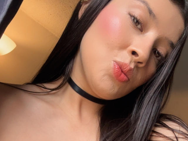 EmmaLombardi - Live sex cam - 30564707