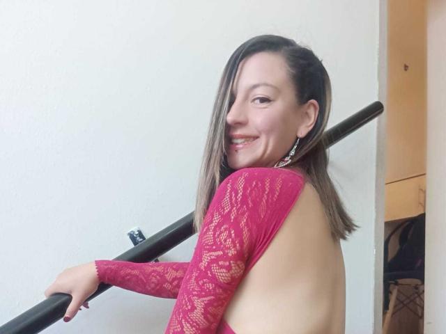 ArianaBlonde - Élő pornó és szexkamera - 30583109