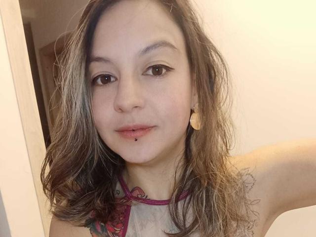ArianaBlonde - Élő pornó és szexkamera - 30592211