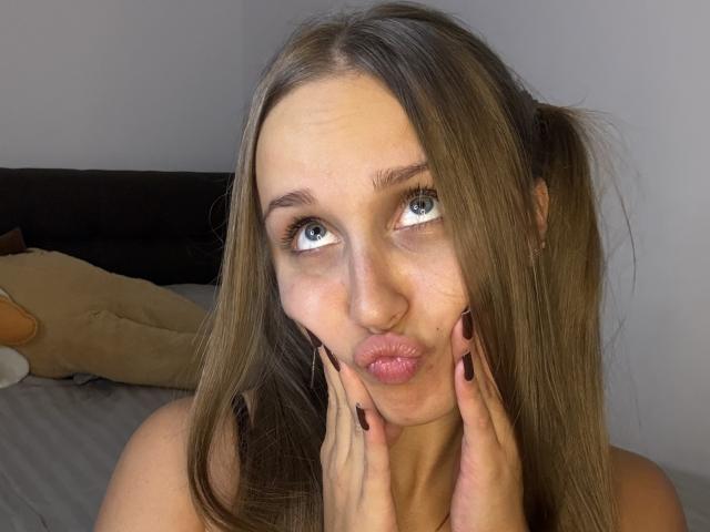TrissyTerry - Live porn &amp; sex cam - 30607790