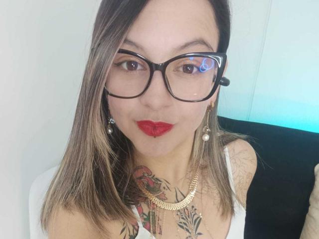 ArianaBlonde - Élő pornó és szexkamera - 30610850